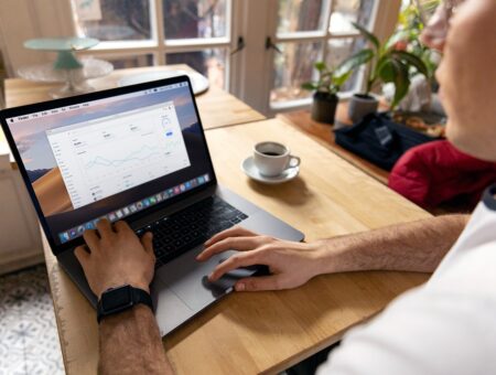 Navigating Financial Turbulence: Common Challenges Faced by CFOs and How to Overcome Them