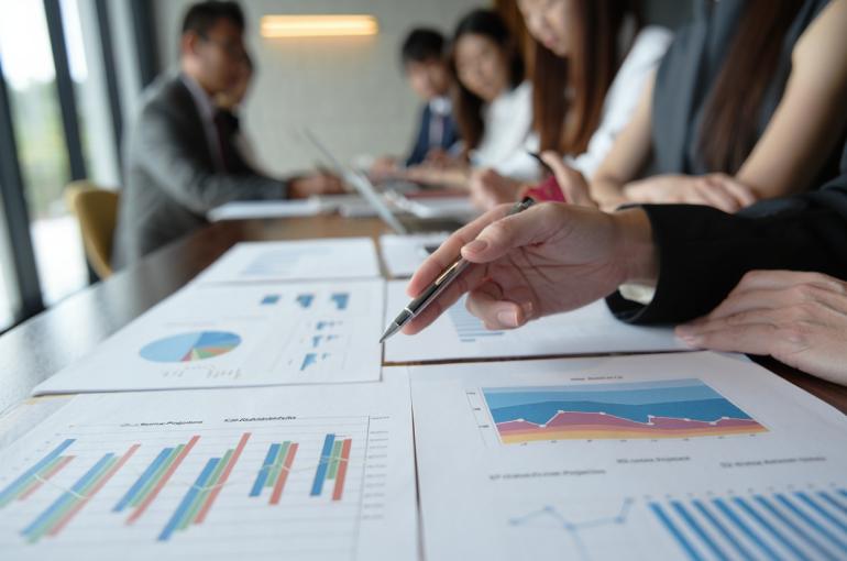 Fractional FD for UK SMEs & Startups