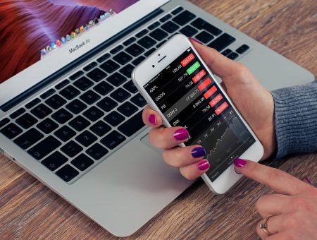 Top Qualities to Look for When Hiring a Financial Controller